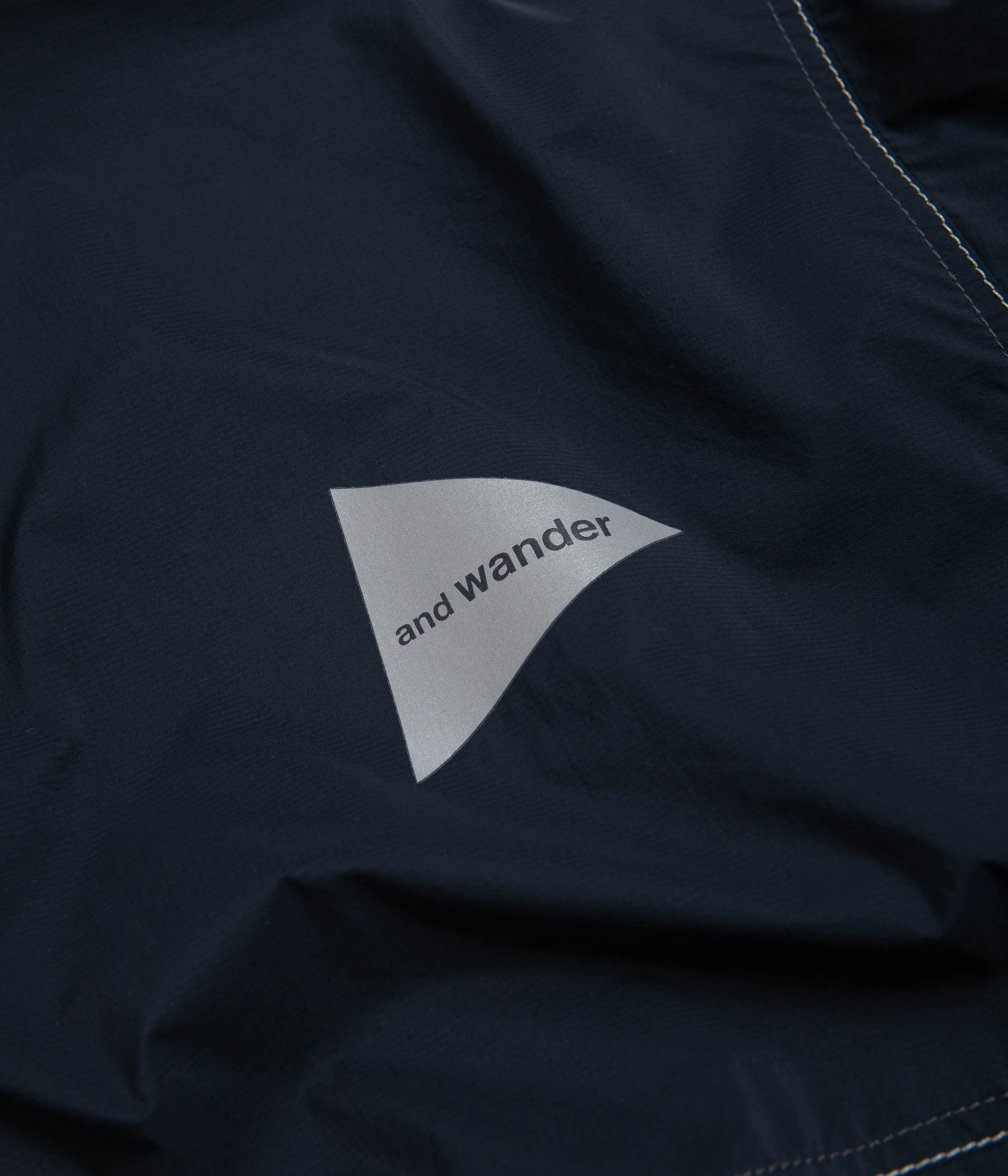 and wander Pertex Wind Jacket - Navy