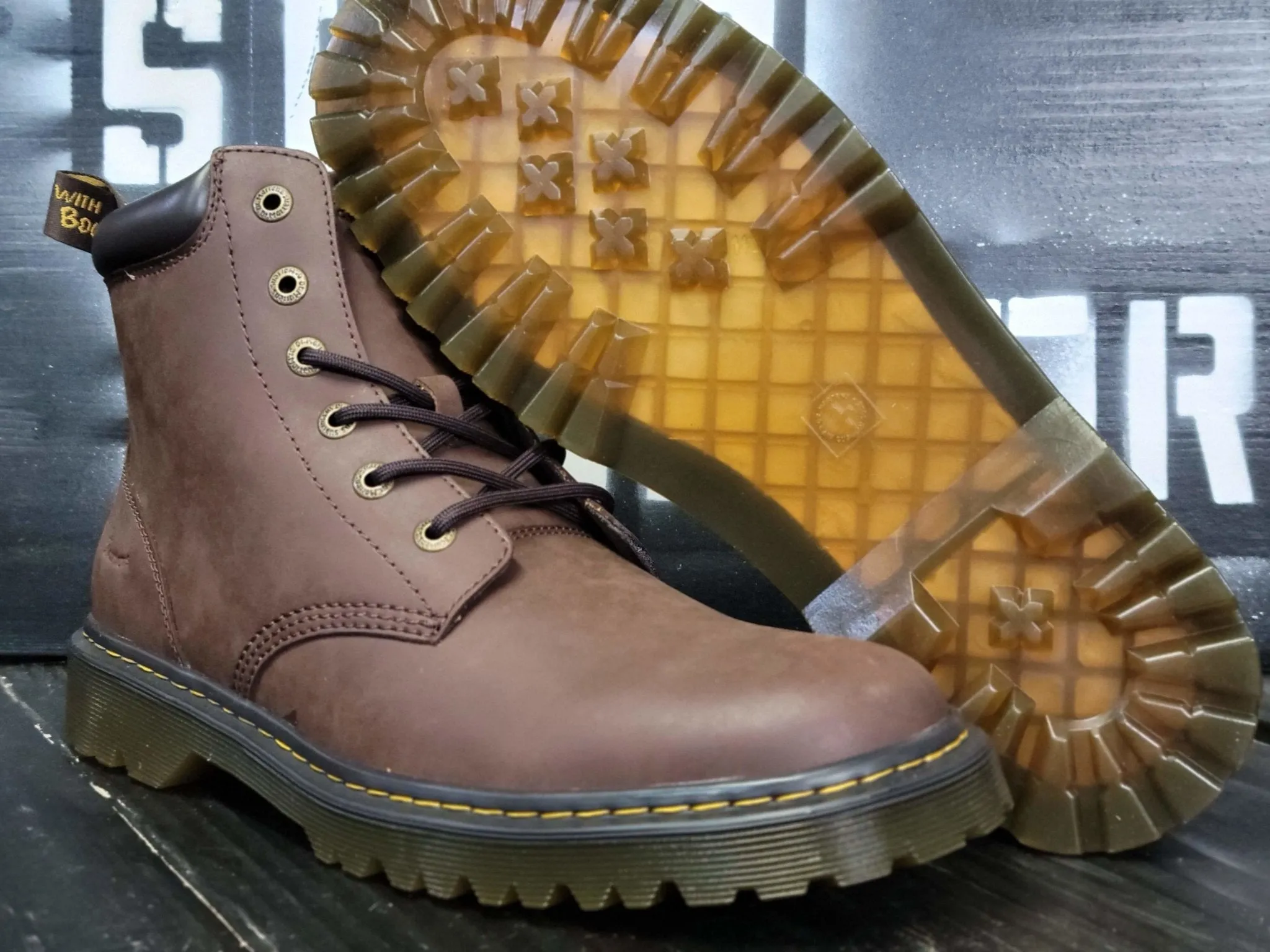 Dr Martens Cartor Dark Brown High Top Leather Outdoor Boots Men Size