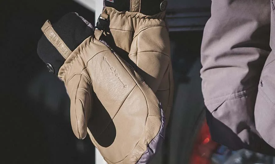 Tundra GORE-TEX Mitt - Women's